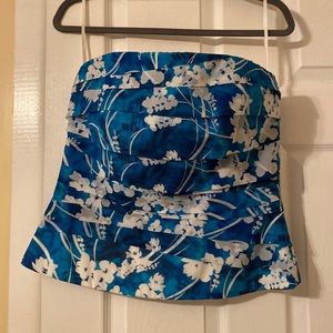 Strapless Shirred Top Black White Market SZ 12 in Blue White color